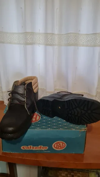 Botas de seguridad Talla 41 nuevas