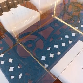 Mesa de forja y cristal