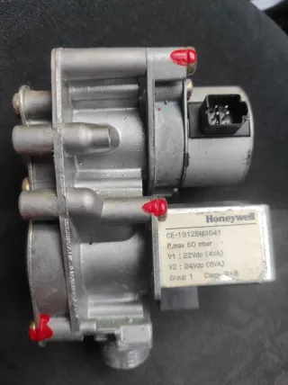 Válvula Honeywell CE-1312BM3541