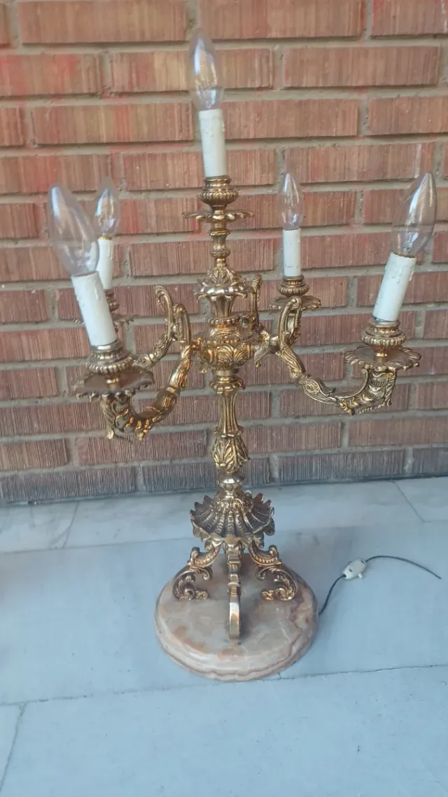 Pareja Candelabros Metal y Mármol