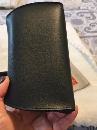 Occhiali da sole Ray-Ban neri e marroni