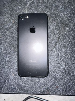 iPhone 7 128GB Negro/Dorado