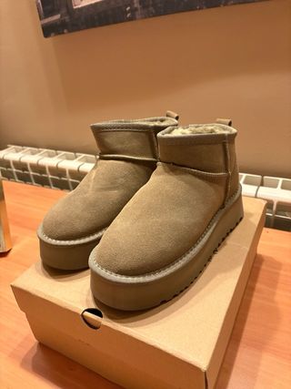 Botas UGG Beige/Marrón Plataforma