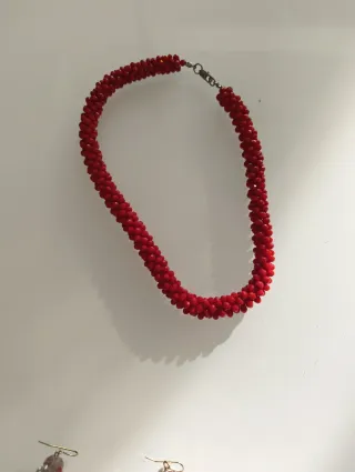Set gioielli: collana, orecchini e anello