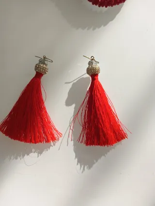 Set gioielli: collana, orecchini e anello