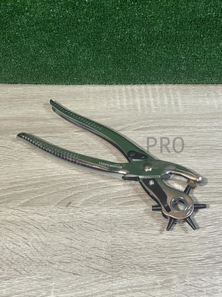 Juego de perforadora de cuero Amazon Basics