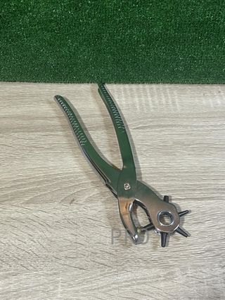 Juego de perforadora de cuero Amazon Basics