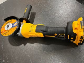 Radial DeWalt