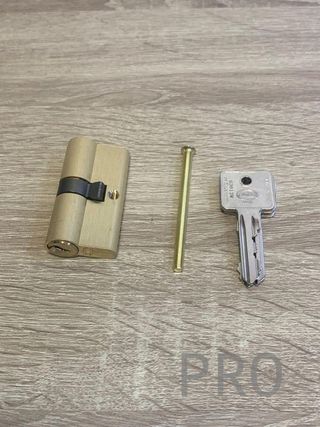 Cerradura para puertas Amig