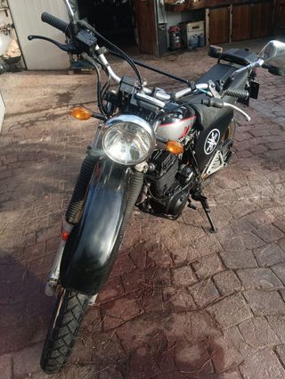 Yamaha XT 600e Clásica