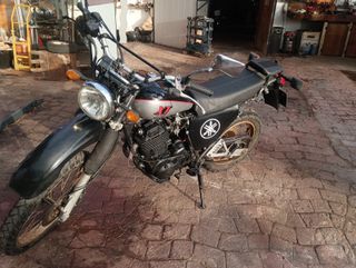 Yamaha XT 600e Clásica