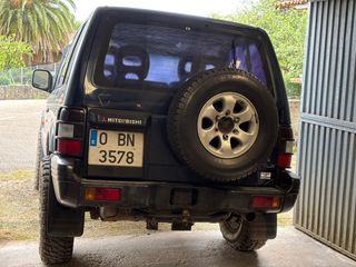 Mitsubishi Montero v20 2.5td