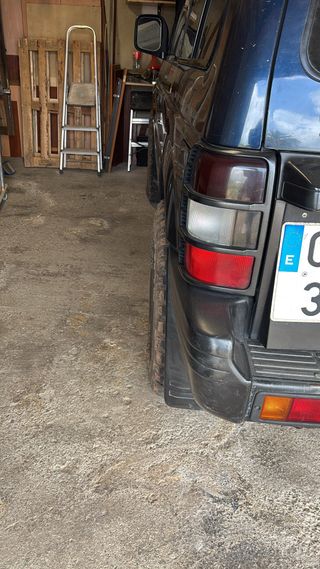 Mitsubishi Montero v20 2.5td