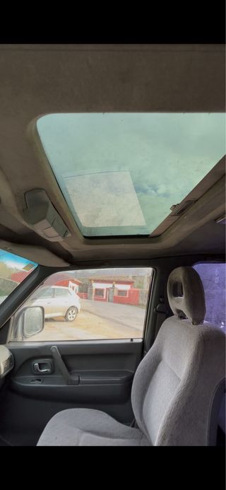 Mitsubishi Montero v20 2.5td