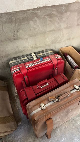 Colección Maletas Vintage Cuero y Plástico