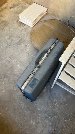 Colección Maletas Vintage Cuero y Plástico