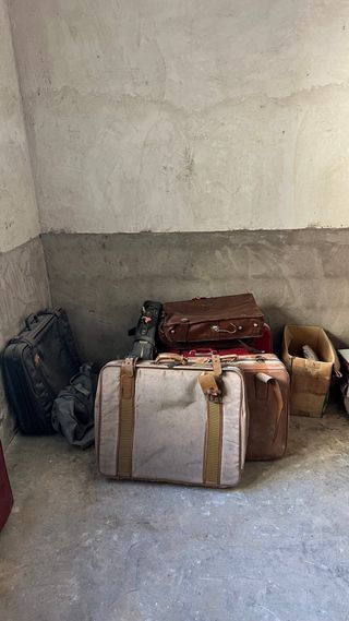 Colección Maletas Vintage Cuero y Plástico