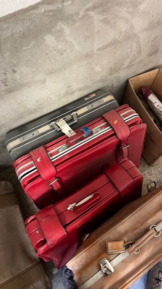 Colección Maletas Vintage Cuero y Plástico