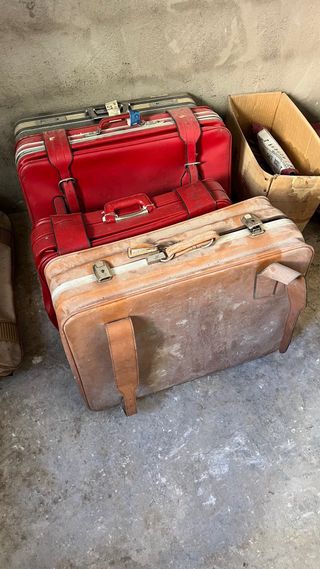 Colección Maletas Vintage Cuero y Plástico