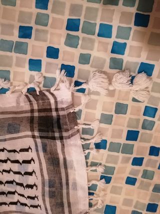 Keffiyeh Palestinese Nera e Bianca