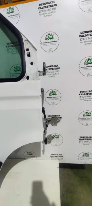 Puerta Delantera Derecha Nissan Interstar