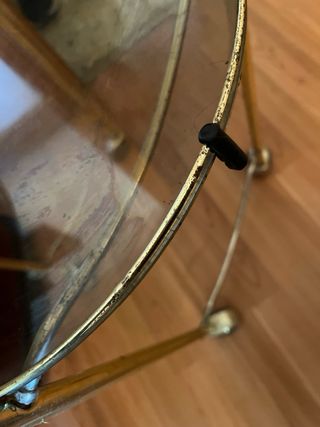 Mesa auxiliar redonda con ruedas