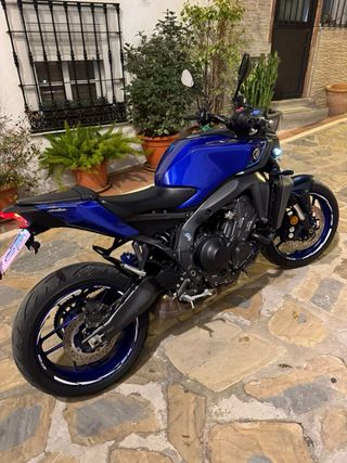 CAMBIO - Yamaha MT-09 V4 2025 - 3000 km