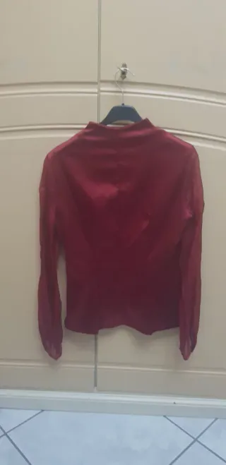 Elegante maglia donna in seta