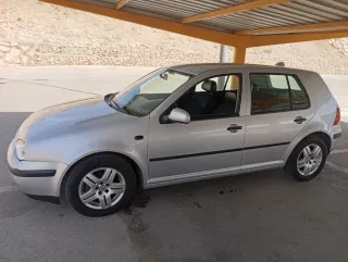 Volkswagen Golf 2001
