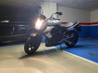 Kawasaki ER-6N 2009 Blanca