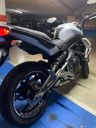 Kawasaki ER-6N 2009 Blanca