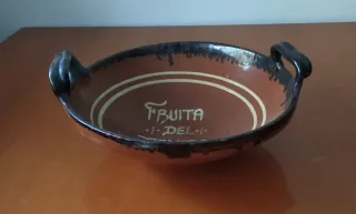 Frutero de barro con asas