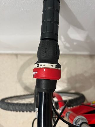Bicicleta BH roja Supra 100