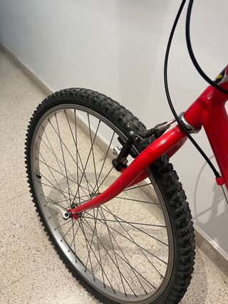 Bicicleta BH roja Supra 100