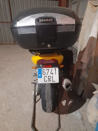 HONDA CBR600F4i 2004 vendo o cambio