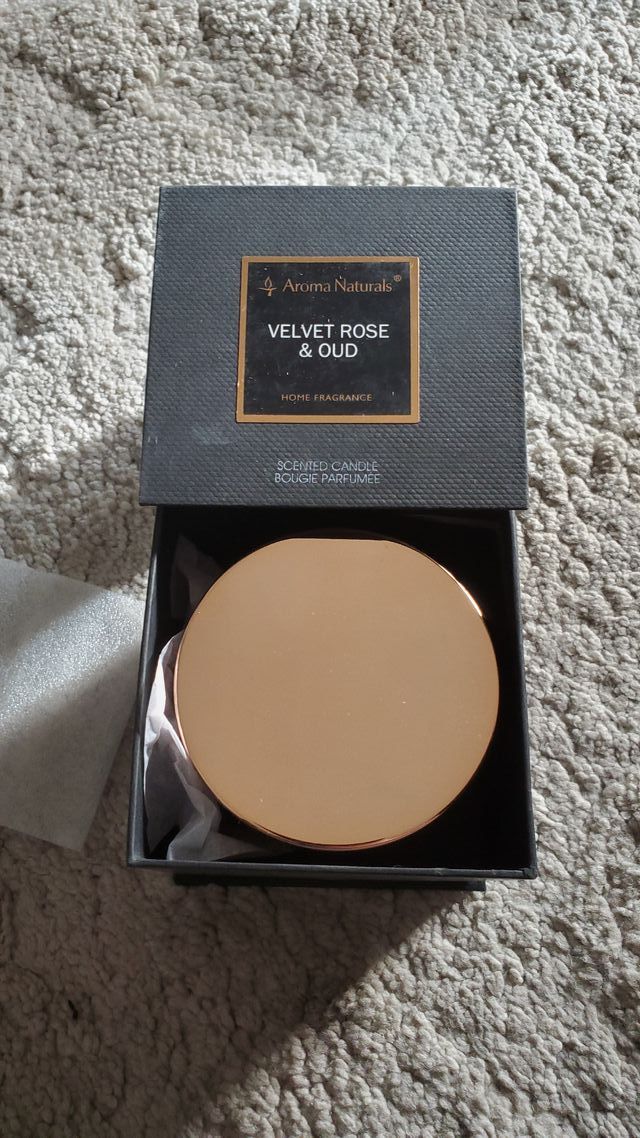 Vela Aroma Naturals Velvet Rose & Oud