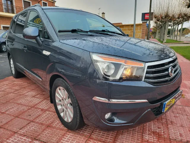 SsangYong Rodius 2016