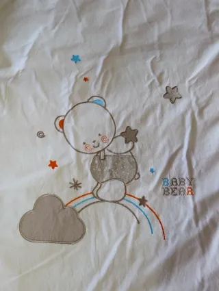 Conjunto Protector Cuna y Edredón Pirulos