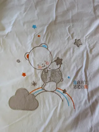 Conjunto Protector Cuna y Edredón Pirulos