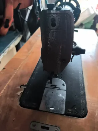 Máquina de coser Sigma antigua