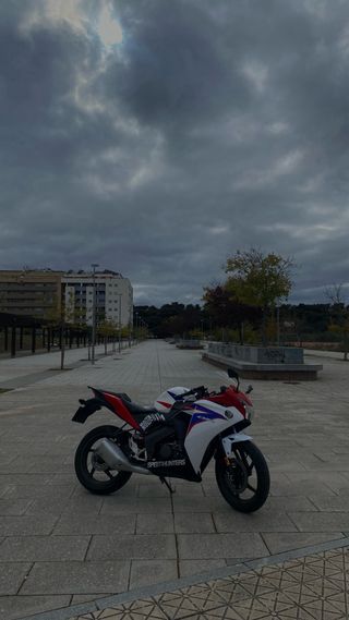 Honda CBR 125R 2014