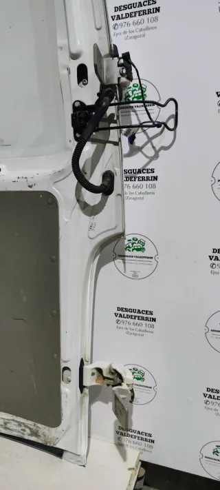 Puerta Trasera Izquierda Nissan Interstar