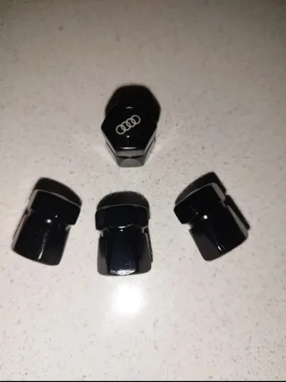 4 Coprivalvole Audi Nuovi