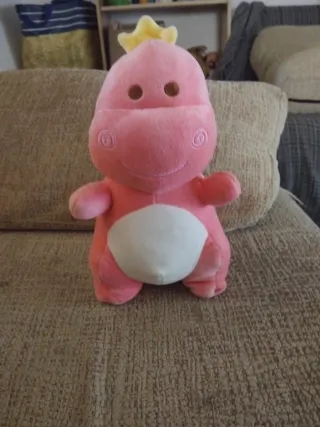 Peluche rosa con estrella amarilla