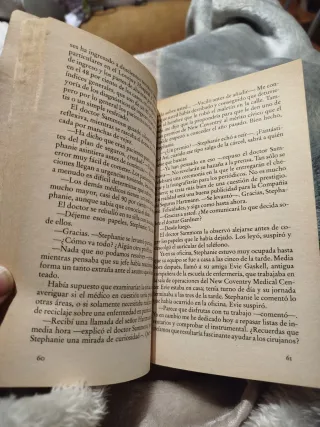 Bajo la amenaza del bisturí