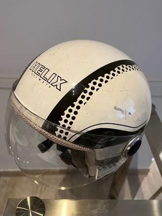 Casco Vintage Helix con Visera