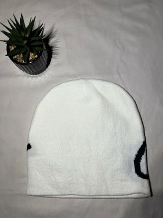 Cappello Corteiz Lana Bianco