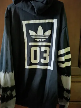 Sudadera Adidas Negra y Blanca