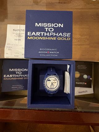 Swatch MoonSwatch Moonshine Gold