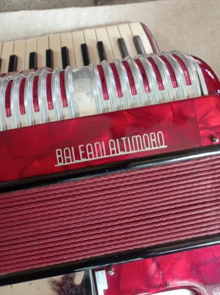 Acordeón Castelfidardo Baleani Altimoro Rojo